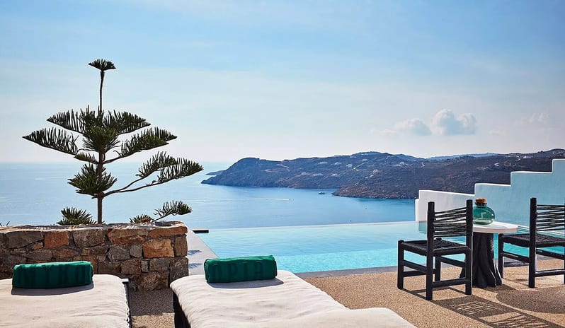 Myconian Utopia Grand Majestic Suite with Pool and View